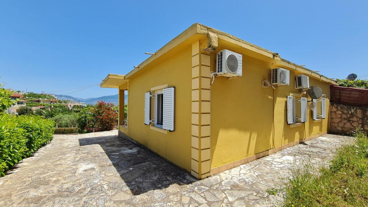 Village Home Next To The Sea Sarandë Exteriör bild